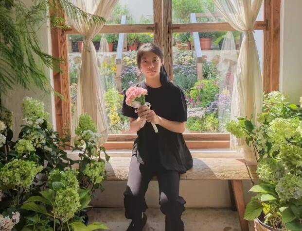 邵钰婷.jpg